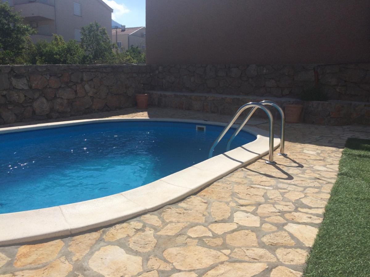 Apartment צזריקה מראה חיצוני תמונה