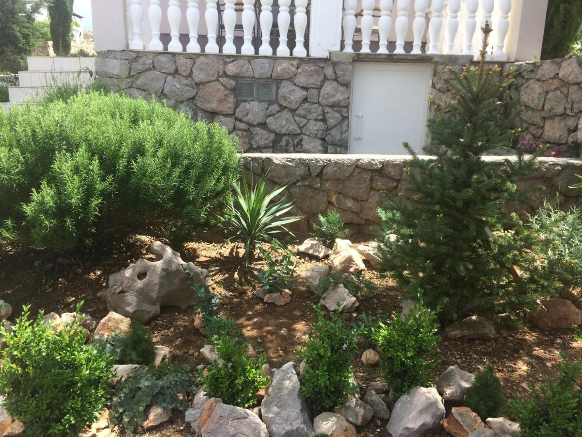 Apartment צזריקה מראה חיצוני תמונה
