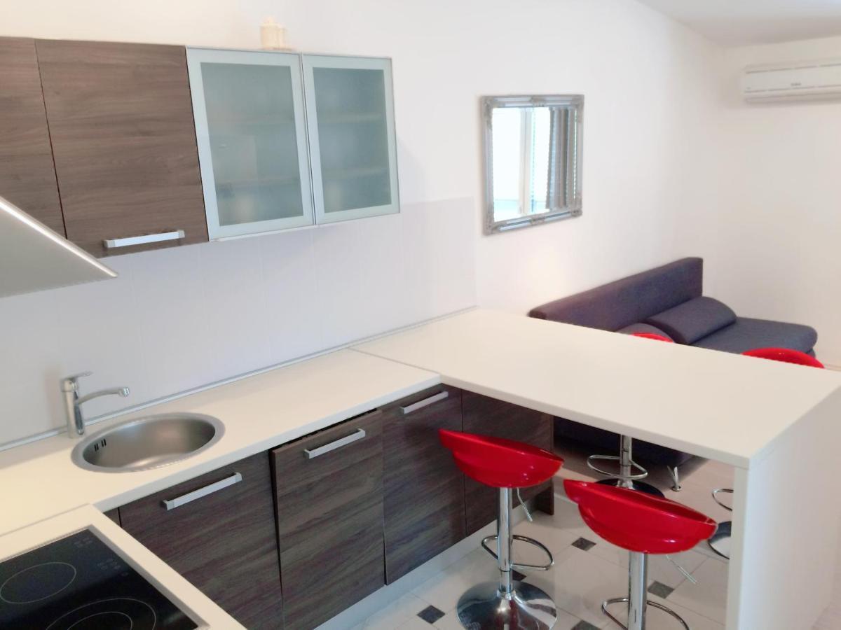 Apartment צזריקה מראה חיצוני תמונה