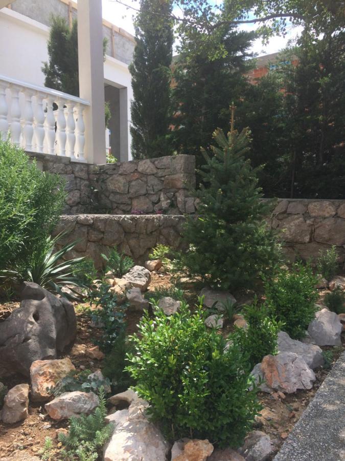 Apartment צזריקה מראה חיצוני תמונה