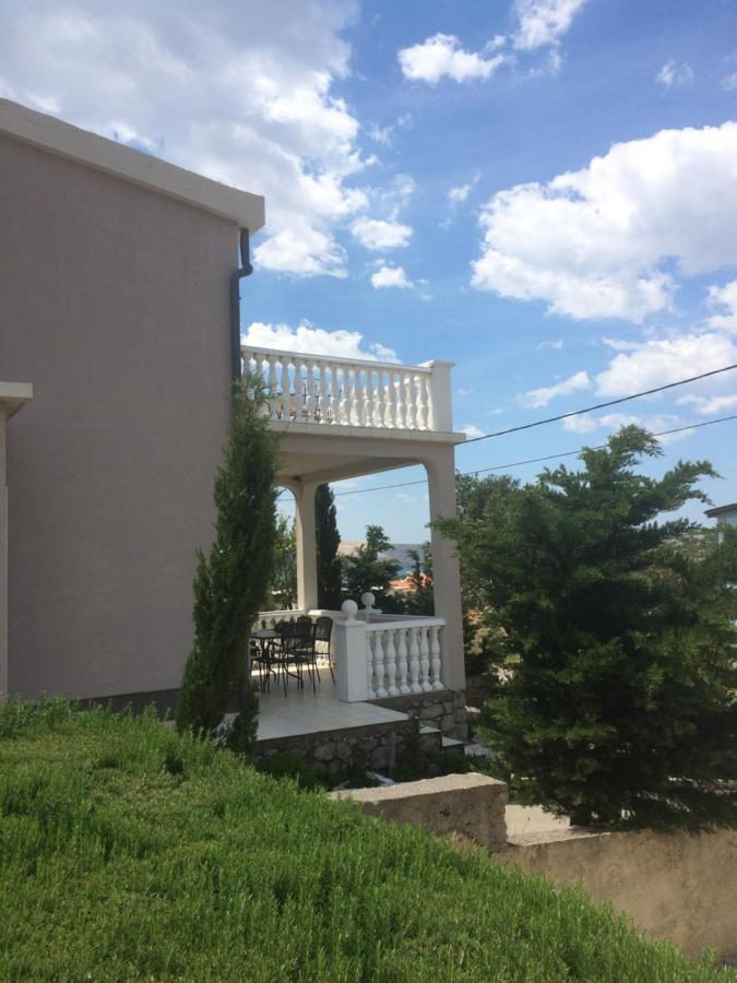 Apartment צזריקה מראה חיצוני תמונה
