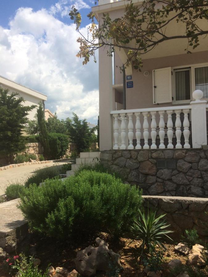 Apartment צזריקה מראה חיצוני תמונה